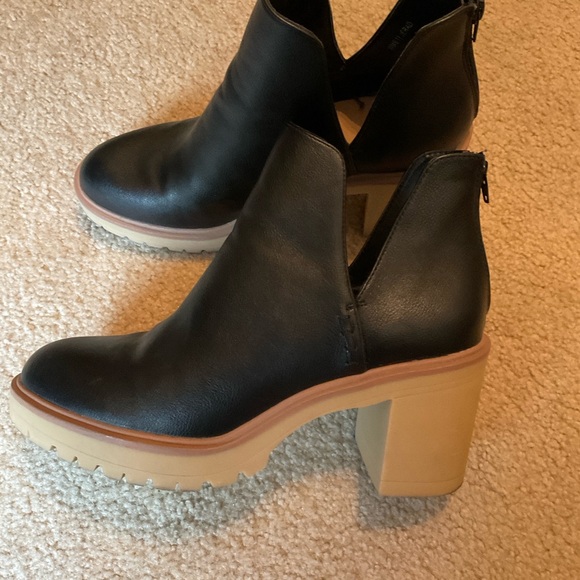Dolce Vita Ankle Boots. Sz. 11 - Picture 4 of 4